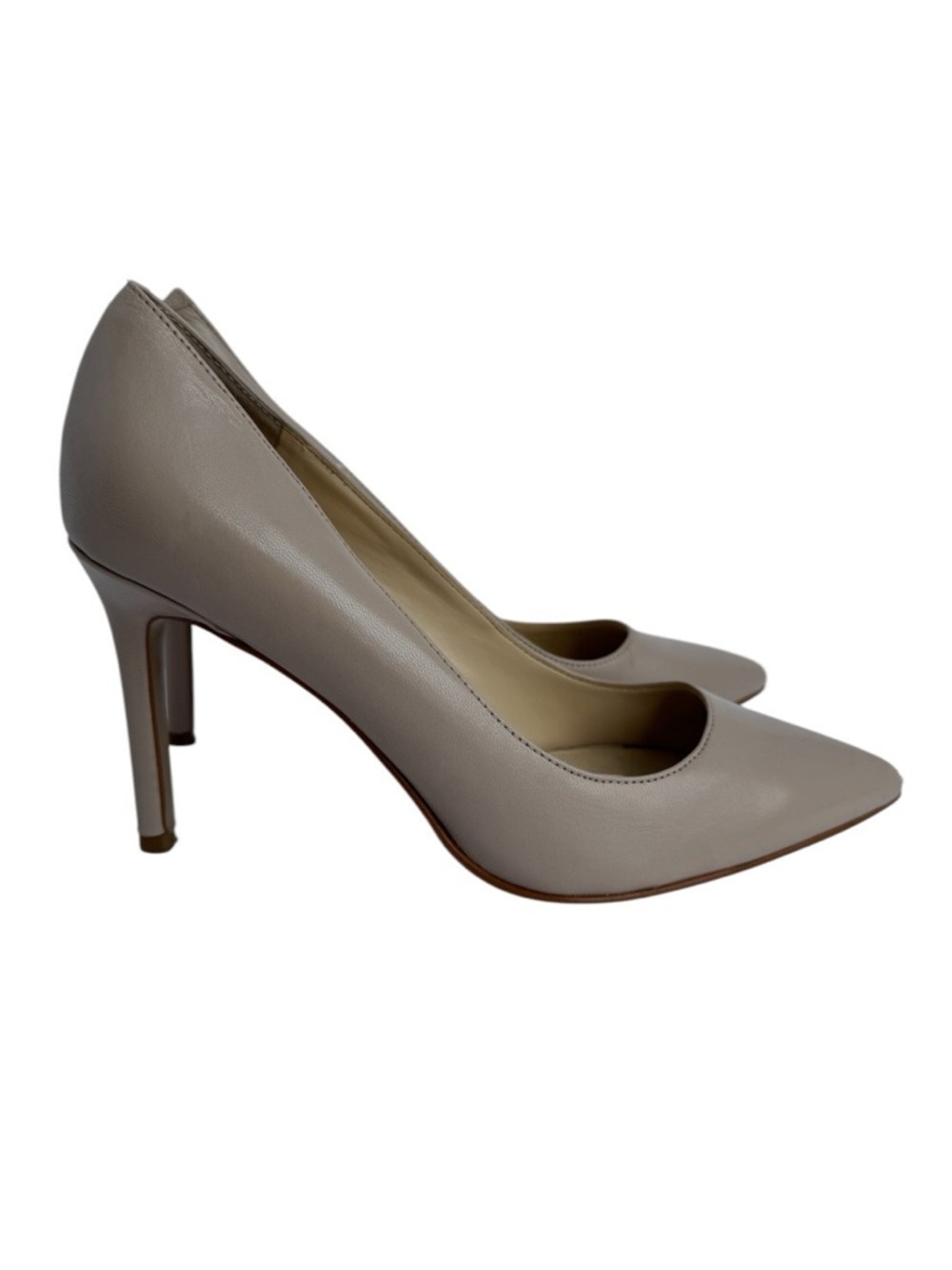 Marc Fisher Nude Leather Pumps 8.5 Pointed Toe Stiletto Heel Classic Minimalist